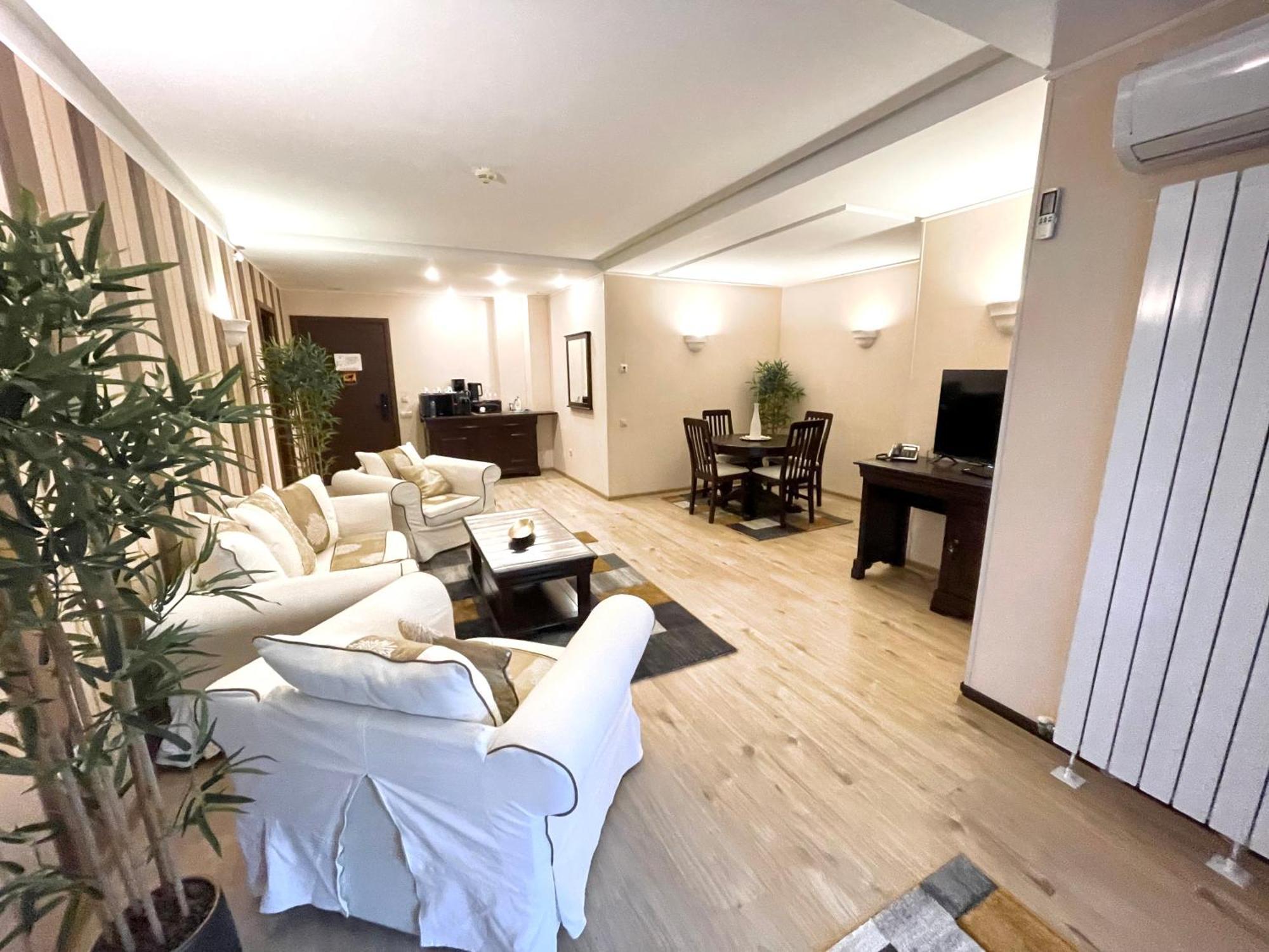 Alpin Aparthotel 2302 포이아나브라소프 외부 사진